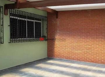 Casa · 250m² · 4 Quartos · 2 Vagas · Sobrado em Barcelona