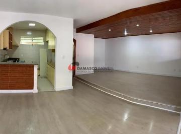 Casa · 215m² · 3 Quartos · 3 Vagas · Casa em Boa Vista