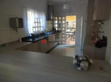 Casa · 305m² · 5 Quartos · 4 Vagas · Casa em Vila Califórnia