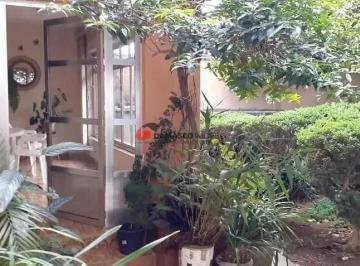 Casa · 259m² · 1 Quarto · 6 Vagas · Casa em Campestre