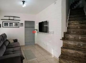 Casa · 220m² · 3 Quartos · 3 Vagas · Sobrado em Nova Gerty