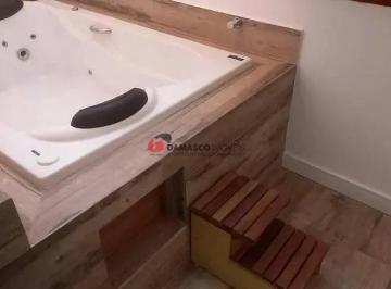 Casa · 212m² · 3 Quartos · 3 Vagas · Sobrado em Vila Valparaíso