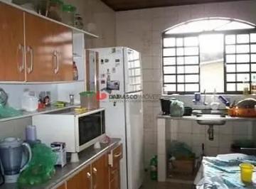 Casa · 68m² · 2 Quartos · 6 Vagas · Casa em Santa Maria
