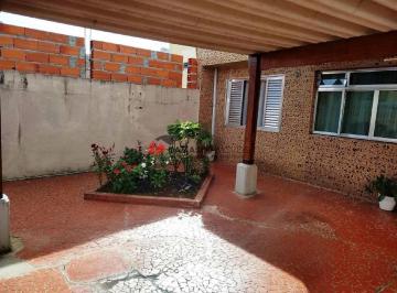 Casa · 182m² · 2 Quartos · 3 Vagas · Casa em Nova Gerti