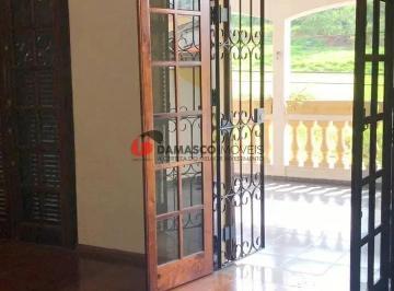 Casa · 200m² · 2 Quartos · 4 Vagas · Casa em Campestre