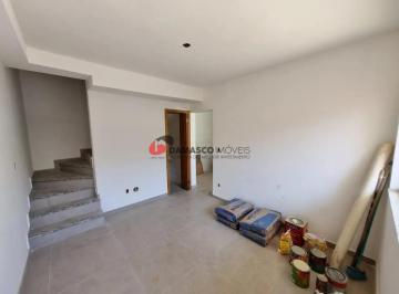 Casa · 67m² · 3 Quartos · 2 Vagas · Sobrado em Campestre