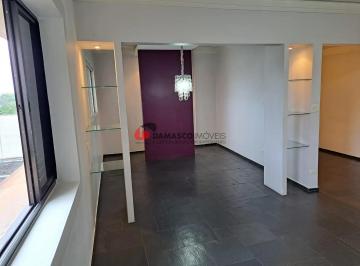 Apartamento · 131m² · 3 Quartos · 1 Vaga · Apartamento em Centro