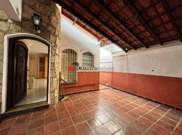 Casa · 300m² · 2 Quartos · 3 Vagas · Casa em Campestre