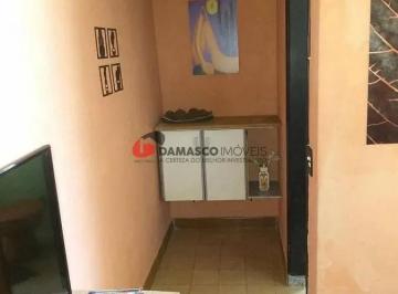 Casa · 288m² · 3 Quartos · 6 Vagas · Casa em Santa Terezinha