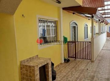 Casa · 300m² · 3 Quartos · 5 Vagas · Casa em Santa Maria