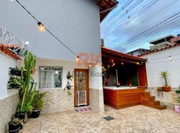 Casa · 105m² · 3 Quartos · 2 Vagas · Casa geminada à venda, 3 quartos, 2 vagas, Parque Ayrton Senna - Contagem/MG