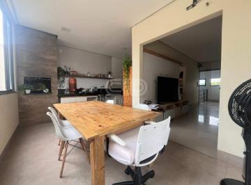 Casa · 321m² · 3 Quartos · 4 Vagas · Sobrado Comercial com 3 Quartos (2 suítes) com Salão no Bairro Santa Rosa