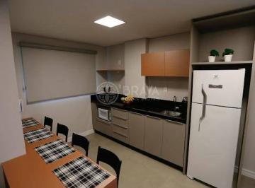 Apartamento · 30m² · 1 Quarto · 1 Vaga · CASA DI CAPRI - APARTAMENTO MOBILIAOD EQUIPADO 100M DO MAR