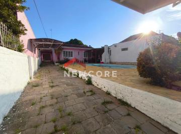 Casa · 140m² · 4 Quartos · 7 Vagas · Casa em Rua Medianeira - Cristo Rei - São Leopoldo/RS