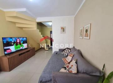 Casa · 66m² · 2 Quartos · 2 Vagas · Casa em Rua Benjamin Constant - Santana - Niterói/RJ