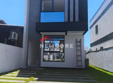 Casa · 140m² · 3 Quartos · 2 Vagas · Casa em Rua Dário Manoel Cardoso - Ingleses do Rio Vermelho - Florianópolis/SC