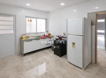 Casa · 360m² · 4 Quartos · 4 Vagas · Casa de Vila em Rua Vitorino Calegare - Jardim Paraíso - Barueri/SP