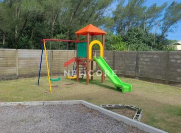 Apartamento 60m² Venda Mar Grosso · Cobertura em R. Rubi Pinho Teixeira - Mar Grosso - Laguna/SC