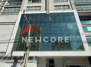 Comercial · 43m² · 1 Vaga · Sala comercial em Rua 262 - Meia Praia - Itapema/SC