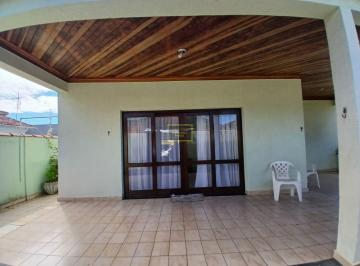 Casa · 184m² · 3 Quartos · 1 Vaga · Casa com Piscina à Venda em Caraguatatuba/SP