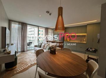 Apartamento · 70m² · 2 Quartos · 1 Vaga · APARTAMENTO DE 2 DORMITÓRIOS PARA LOCAÇÃO