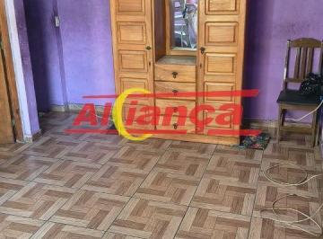 Casa · 70m² · 2 Quartos · 1 Vaga · Casa 70m², com 2 quartos para locação no Santos Dummont - Guarulhos R$ 1.300,00