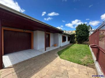 Casa · 112m² · 3 Quartos · 1 Vaga · Casa à venda em Caxias do Sul, Jardim Eldorado - 03 dormitórios com Churrasqueira, Jardim, Garagem