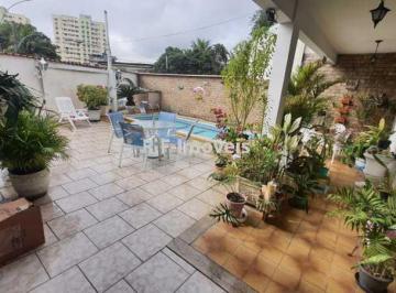 Casa · 242m² · 3 Quartos · 2 Vagas · Casa de rua - / Residencial / Bento Ribeiro