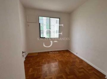 Apartamento · 100m² · 2 Quartos · Tijuca - Rua Mariz e Barros - Apartamento reformado com 2 quartos e dependência