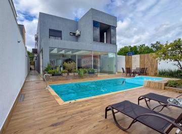 Casa · 400m² · 4 Quartos · 4 Vagas · SOBRADO NOVO | 400m² CONSTRUÍDOS | 4 SUÍTES | PISCINA AQUECIDA | CONDOMÍNIO FECHADO | GUARÁ PARK
