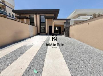 c3c00ca9d2ac84202114aa9373d4292a0192a442 · Casa linear em meio terreno no Ouro Verde