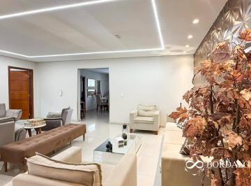 152834_7bfc4a49-421a-4c79-8de7-19c068043026_2x.jpg · QE 34 - Casa com 4 Quartos distribuídos em 3 Pavimentos Aceita Financiamento