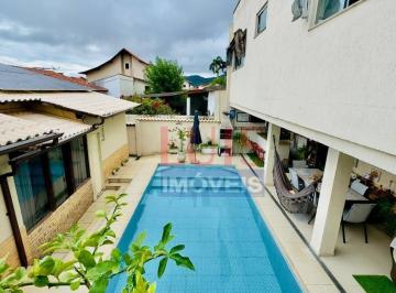 f1102fa547600e7a6abafa3069cbe08ff1ac91f3 · Casa com 4 dormitórios à venda, 220 m² por R$ 990.000,00 - Itaipu - Niterói/RJ