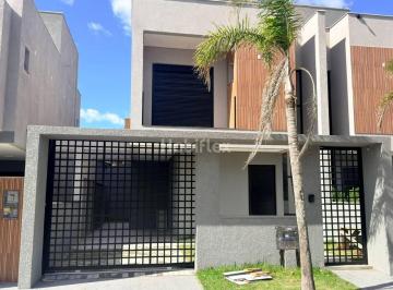 4ab08bc8ec350dd923816d7187fe4b69de41dd98 · Casa com 3 dormitórios à venda - Pântano do Sul - Florianópolis/SC
