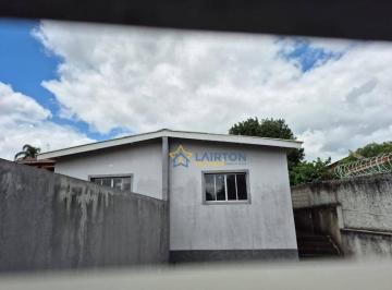 e13be4cf435b5cadd76390e16b53397a2b87ec30 · Casa com Amplo Quintal à Venda em Atibaia – 2 Dormitórios e Terreno de 220m²