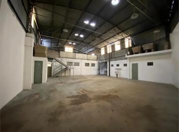 Comercial · 400m² · 3 Vagas · Galpão à venda em Caxingui - SP