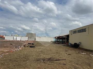 Terreno · 715m² · Terreno à venda em Olaria - SP