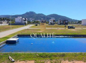 Terreno · 303m² · Terreno à venda - em Beira Rio