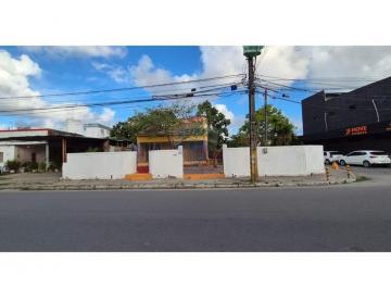 Comercial · 215m² · 4 Quartos · CASA COM PONTO COMERCIAL/TERRENO ESTRÁTEGICO