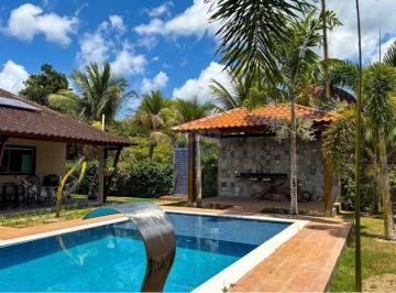 Casa · 355m² · 3 Quartos · 2 Vagas · Casa com piscina, área gourmet e energia solar no Km 6 de Aldeia  Viva bem em Aldeia: casa espaçosa 