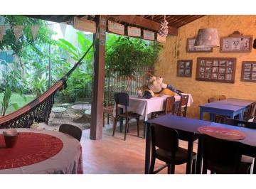 Casa · 200m² · 4 Quartos · 2 Vagas · Casa com Ponto Comercial no Poço da Panela em Recife/PE