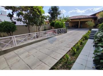 Casa · 369m² · 6 Quartos · 6 Vagas · VENDO  GRAVATA  - CASA DE ESQUINA COM 370 MTS  E ÁREA ÚTIL DE   840 MTS  - PRÓXIMO AO CENTRO / POLO 
