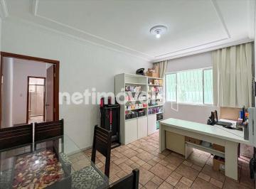 Apartamento · 84m² · 2 Quartos · 1 Vaga · Apartamento de 02 quartos com Área Privativa à venda no Castelo!