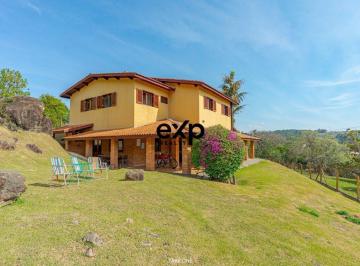 Casa · 529m² · 4 Quartos · 4 Vagas · Bela Casa de 529m2 com 4 quartos em um espaçoso terreno no Residencial Vale de Santa Fé / VINHEDO