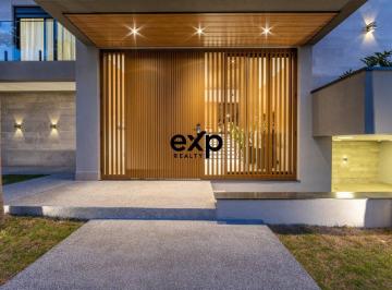 Casa · 700m² · 5 Quartos · 8 Vagas · Casa no Condomínio Marambaia com 4 suítes à Venda por R$ 9.990.000
