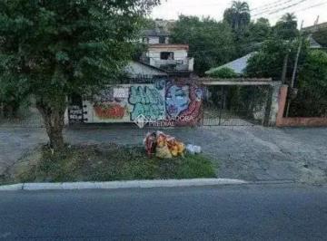 Terreno · 300m² · Terreno à venda, 300m², na Av. Antônio de Carvalho em Porto Alegre.