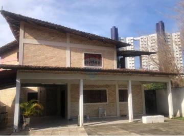 Casa · 252m² · 4 Quartos · CASA -CAPIM MACIO –R$ 550 MIL
