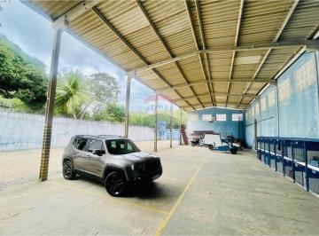 Comercial · 700m² · 20 Vagas · Galpão Comercial