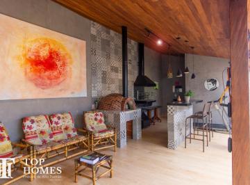Casa à venda no condomínio Chácara das Palmeiras Imperiais - Medeiros - Jundiaí · Casa à venda no condomínio Chácara das Palmeiras Imperiais - Medeiros - Jundiaí