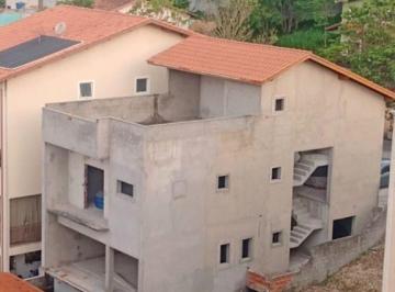 Casa · 320m² · 3 Quartos · 2 Vagas · Sobrado em Vila São Francisco, Cotia/SP de 320m² 3 quartos à venda por R$ 700.000,00